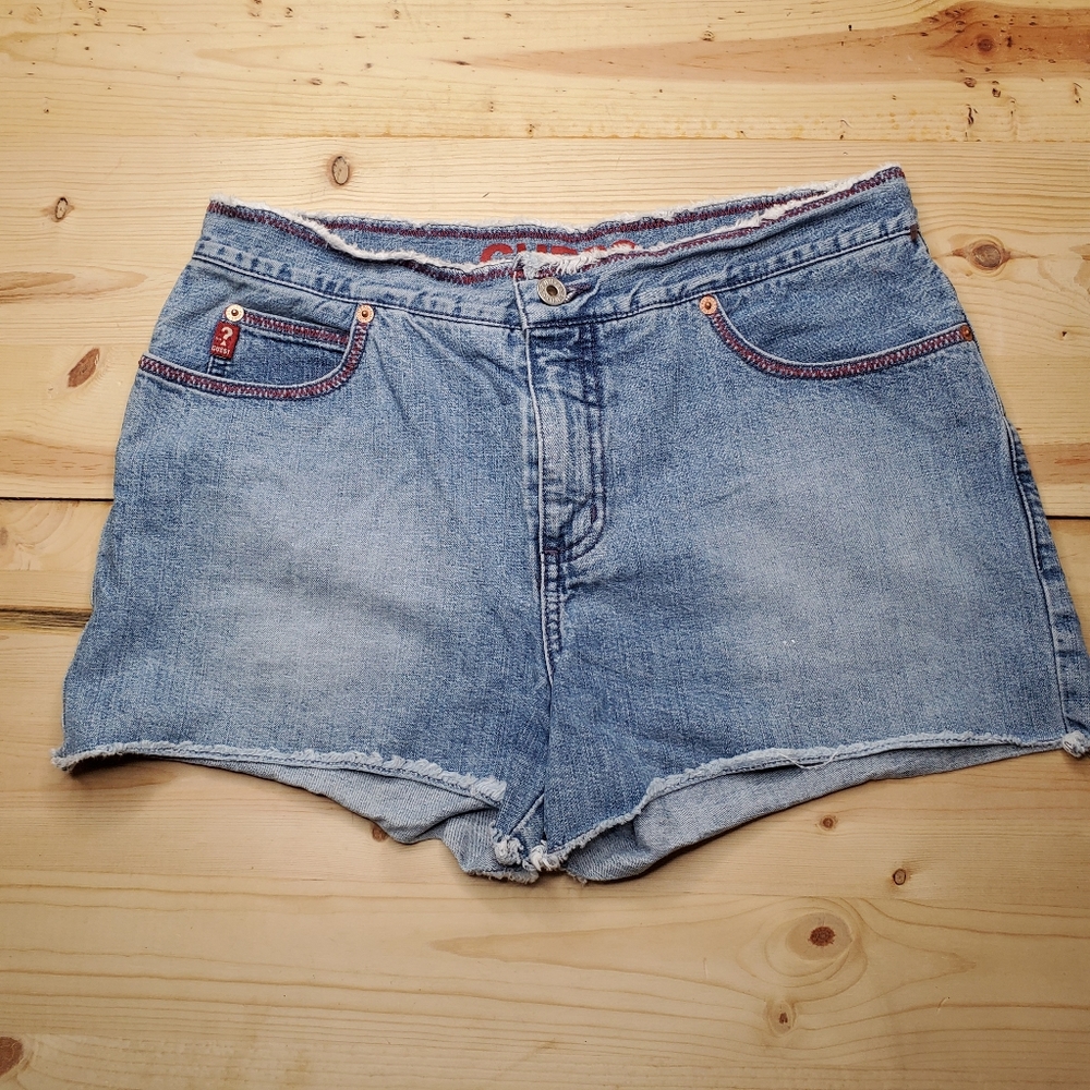 Vintage Guess cut off jean shorts size 31